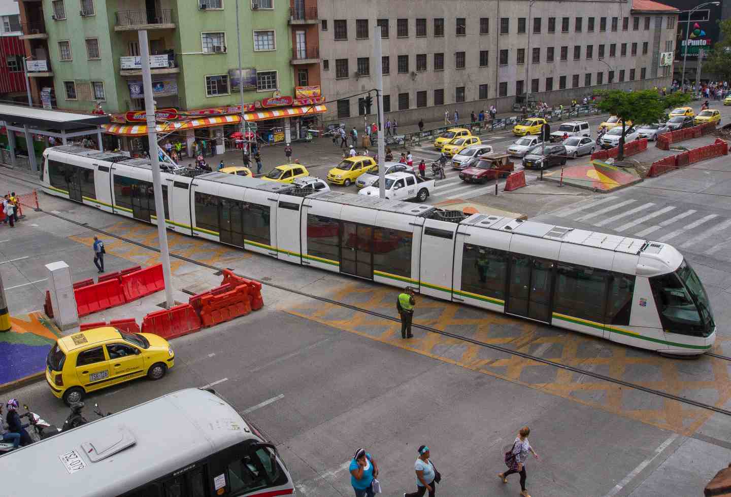 Desde este lunes se reabre el comercio del centro de Medellín