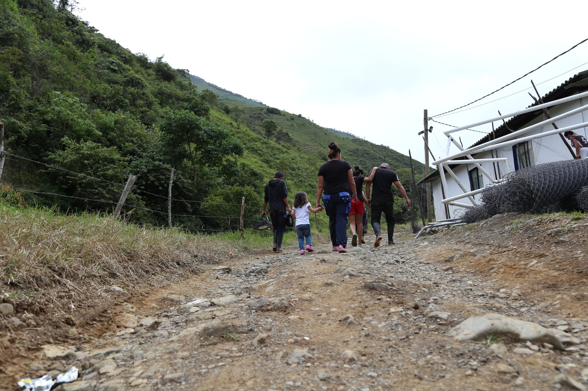 Traslado de excombatientes del ETCR Santa Lucía hacia Mutatá