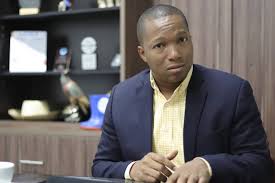 El funcionario exigió cumplimiento de los protocolos de bioseguridad a los comerciantes y a la comunidad.