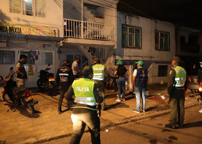 La policía intervino fiestas en Medellín