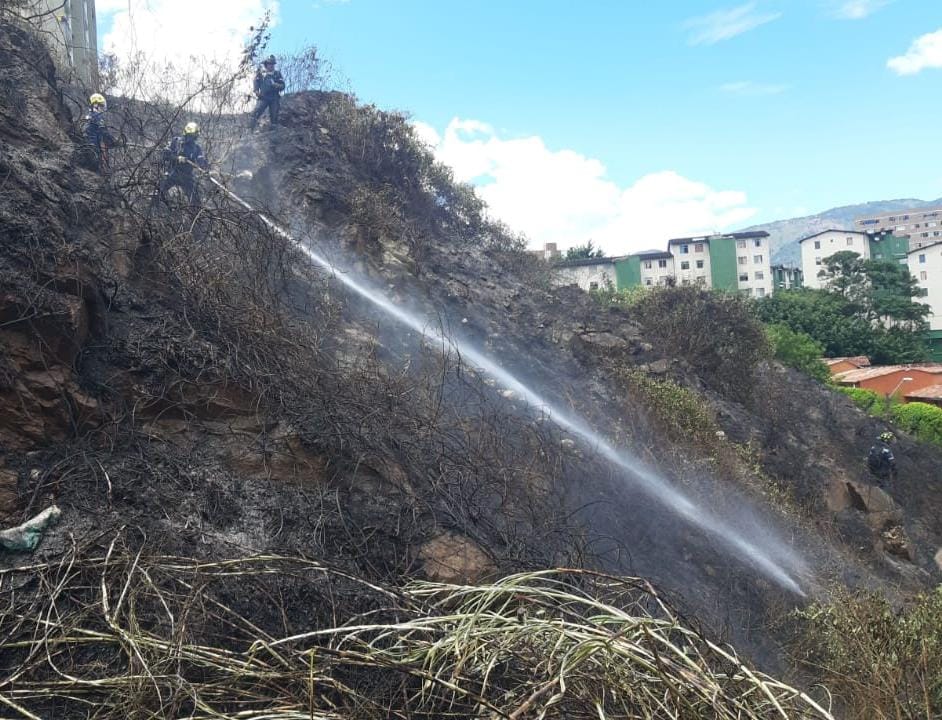Incendio forestal en Medellín