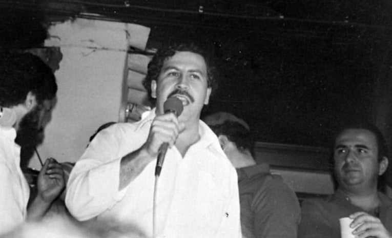 Hallaron caleta de Pablo Escobar en Medellín