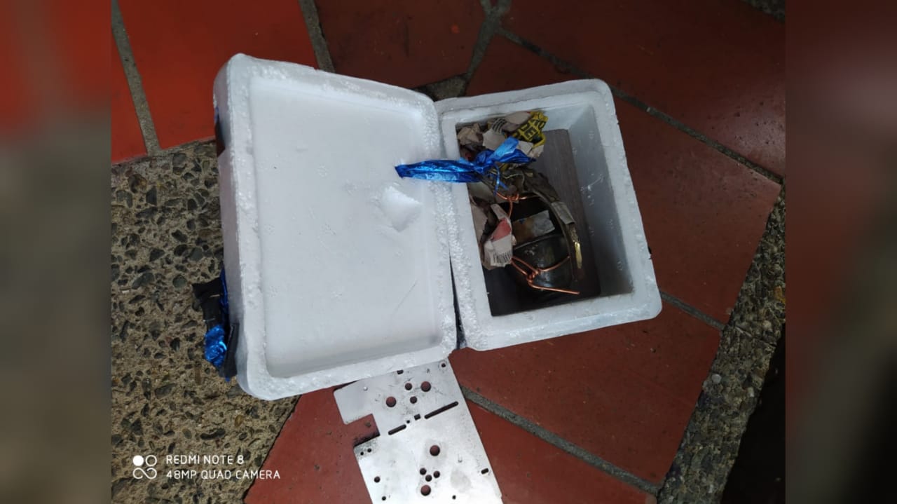 El artefacto explosivo, será destruido por personal antiexplosivos de la Policía.