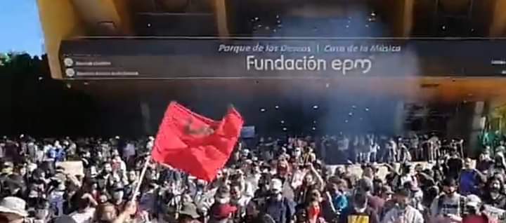 ¡Atención! Manifestación del Parque de Los Pies Descalzos obliga a cierre viales en Medellín