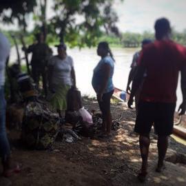 Las familias de la vereda Isla Amargura huyeron por las amenazas de los grupos armados.
