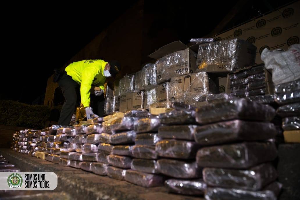 En un vehículo viejo llevaban 600 kilos de marihuana en Itagüí