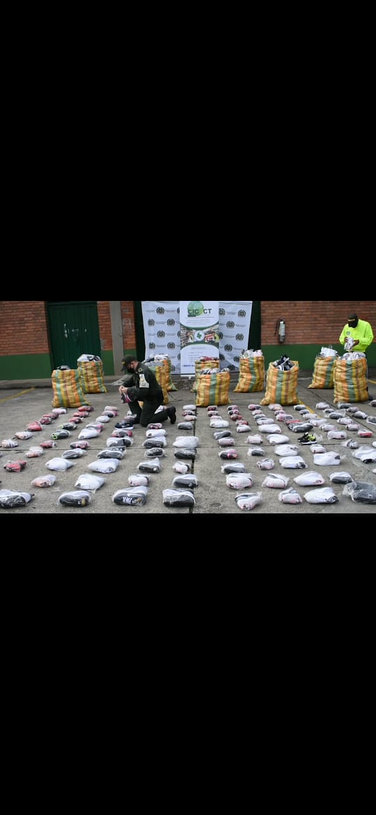 Dos millones de artículos de contrabando incautó la policía en un mes en Medellín