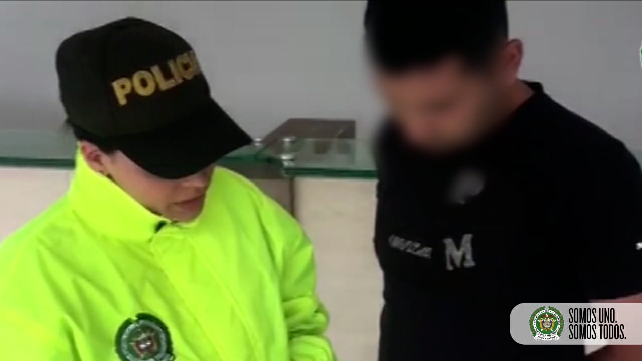 Les echan mano a dos pistoleros de combos de Medellín