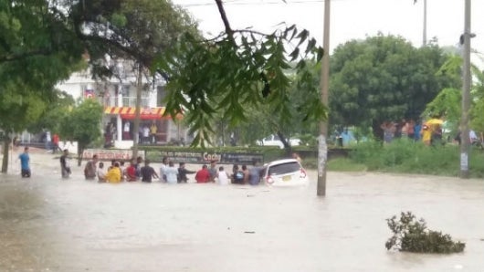 Hay alto riesgo de deslizamientos y crecientes súbitas en ríos y quebradas.