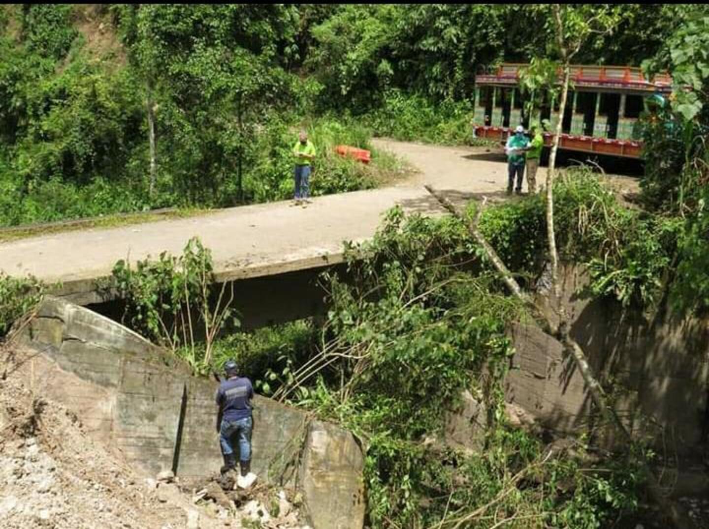 Estructura del puente en Dabeiba, Antioquia.