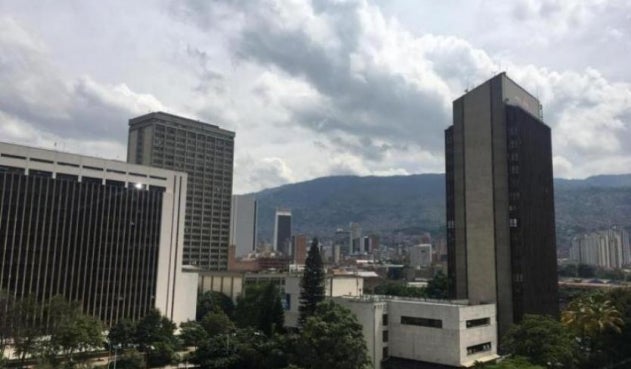 La capital antioqueña registra 1.079 casos activos de Covid-19.