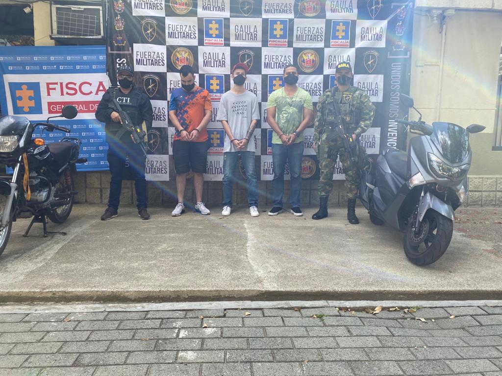 Al parecer, intimidaron a la administradora del lugar y le dijeron que tenían que pagar una multa de 5 millones de pesos.