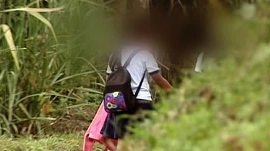 Un hombre quien al parecer, habría pagado para acceder sexualmente por una menor de 18 años de edad, también fue judicializado.