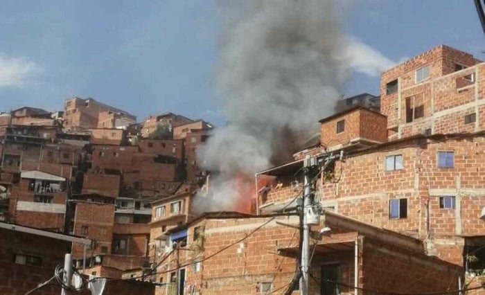 Incendio en la Comuna 13 de Medellín.