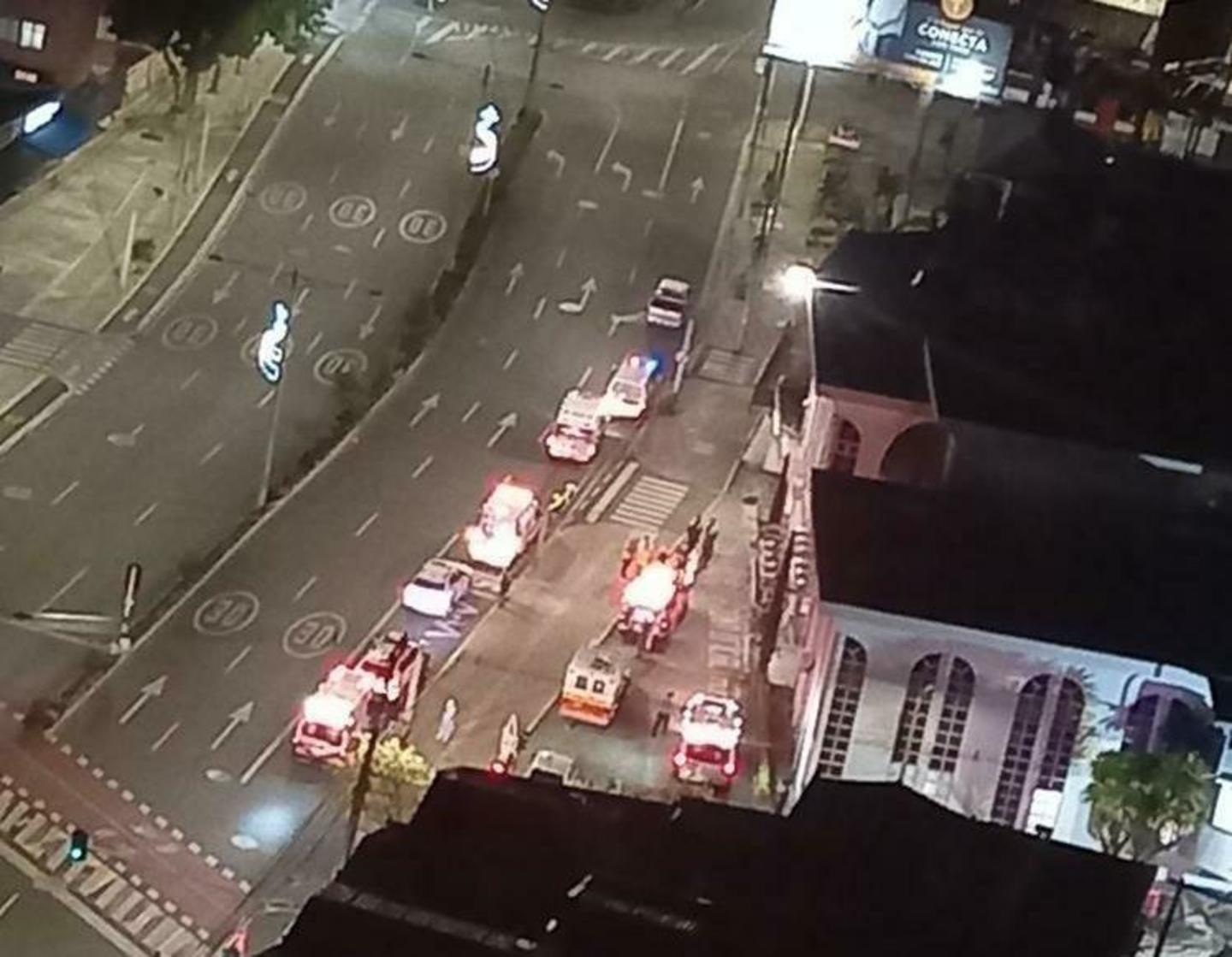 Momento de la evacuación de los pacientes.