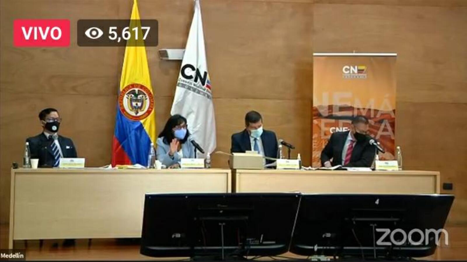 La diligencia se transmitió por las redes sociales del CNE.