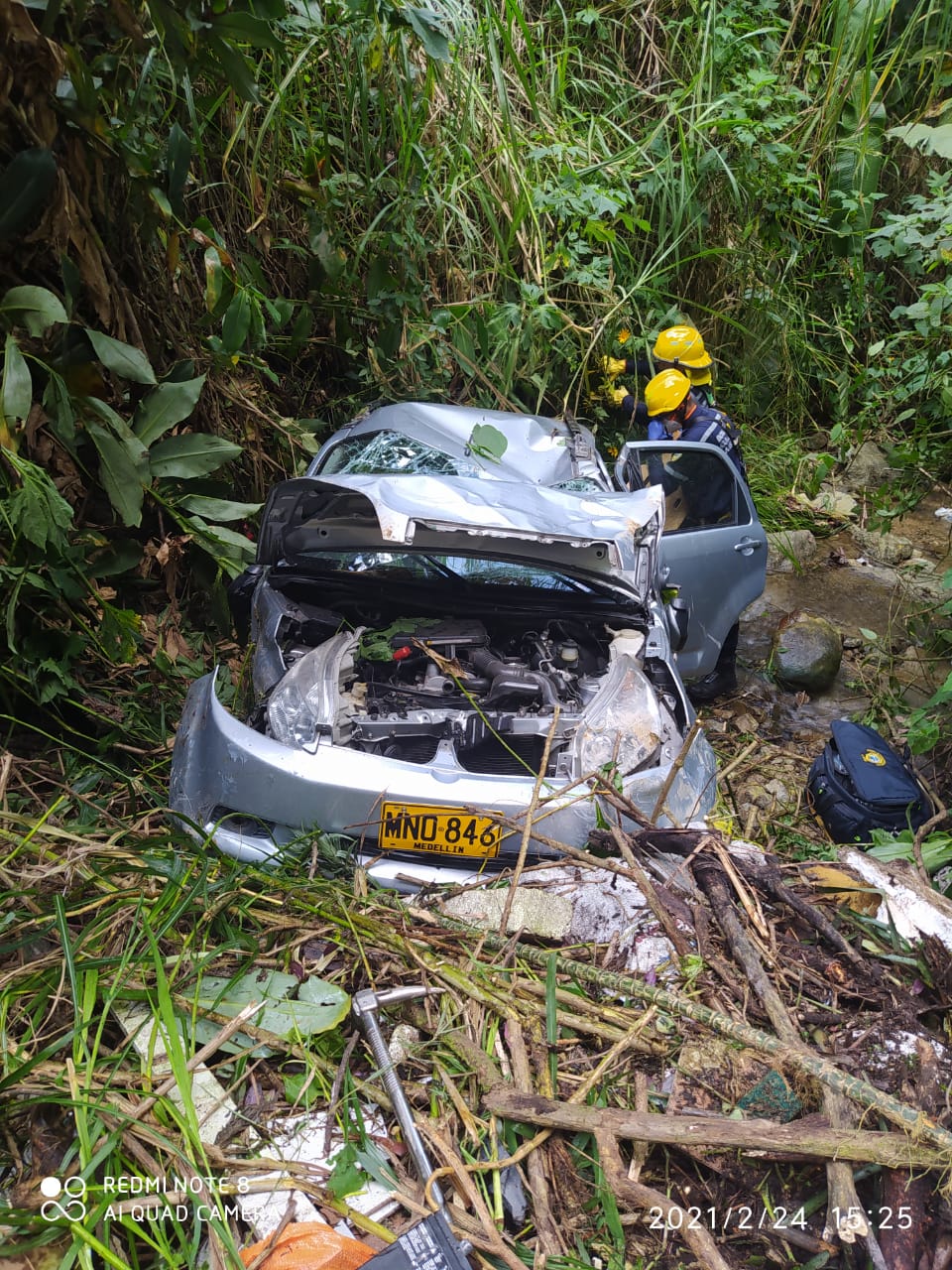 Imágenes del rescate milagroso a dos mujeres que cayeron a un abismo en La Estrella, Antioquia