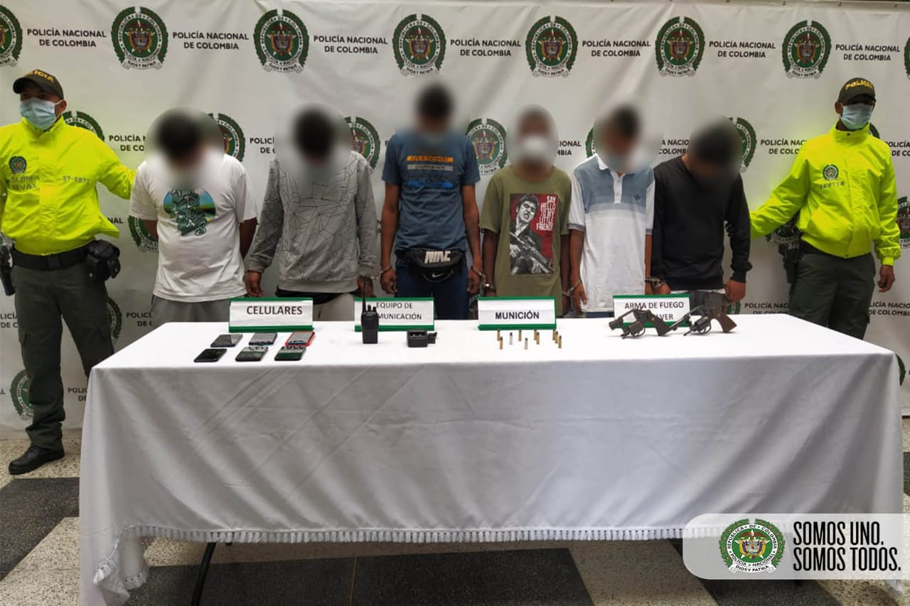 Se metieron a las guaridas de seis integrantes del combo “El Acopio” en el barrio Robledo