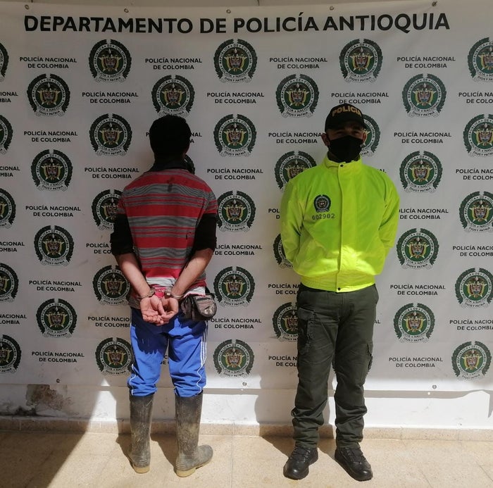 Capturado padre de familia, señalado de abusar de su hija de seis años, en Antioquia