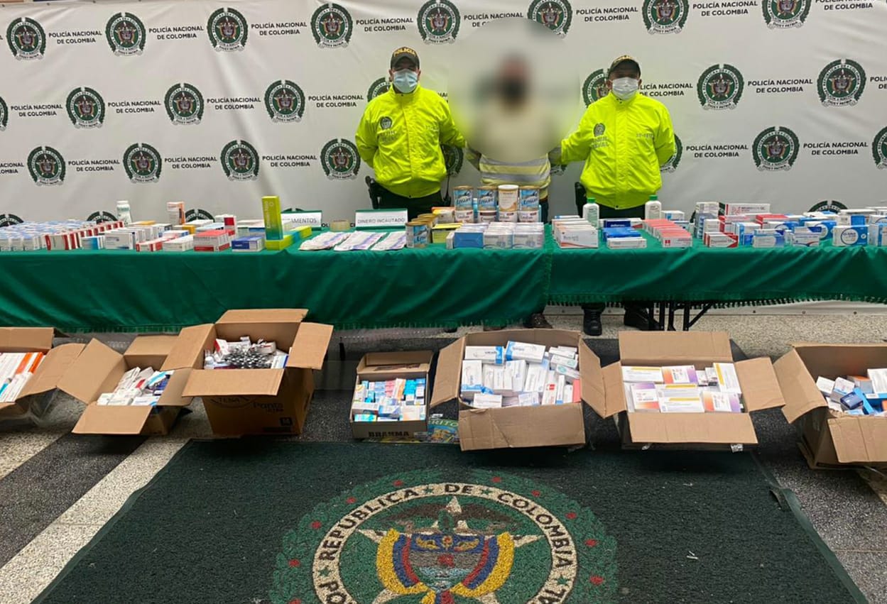 Comercializaban, sin las medias sanitarias, medicamentos para el tratamiento Covid19 en Medellín