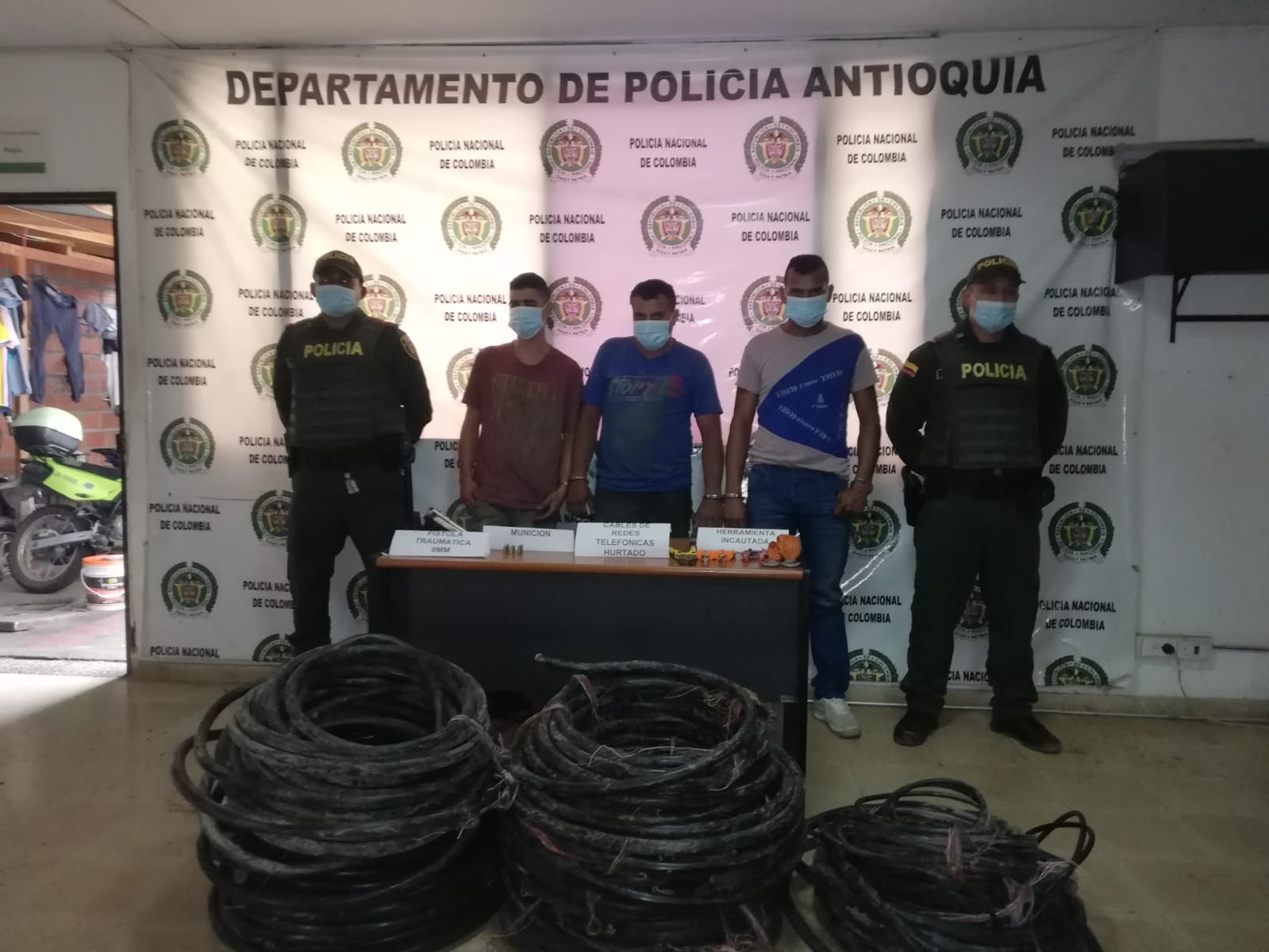 Por este hecho tres personas fueron enviadas a prisión, informó la Fiscalía.