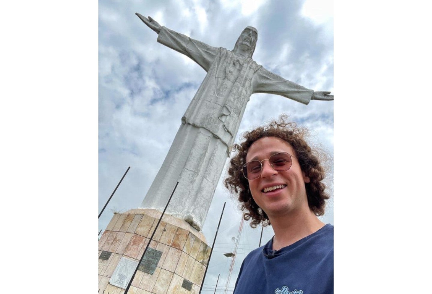 Luisito Comunica en Cali