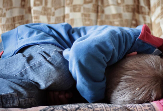 La víctima recibió golpes en la espalda, el estómago, la cabeza y la cara.