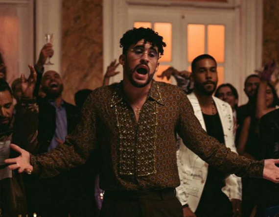 Bad Bunny anuncia colaboración con Romeo Santos y Aventura