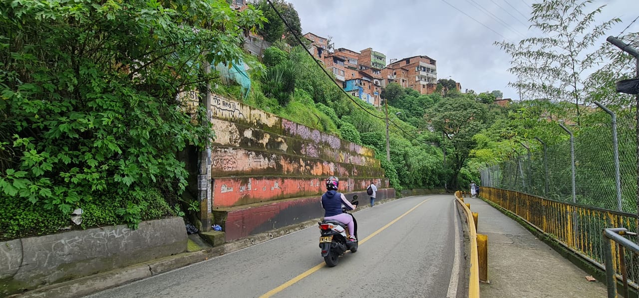 Menor de 15 años murió cuando intentaba tomarse una selfi en Medellín
