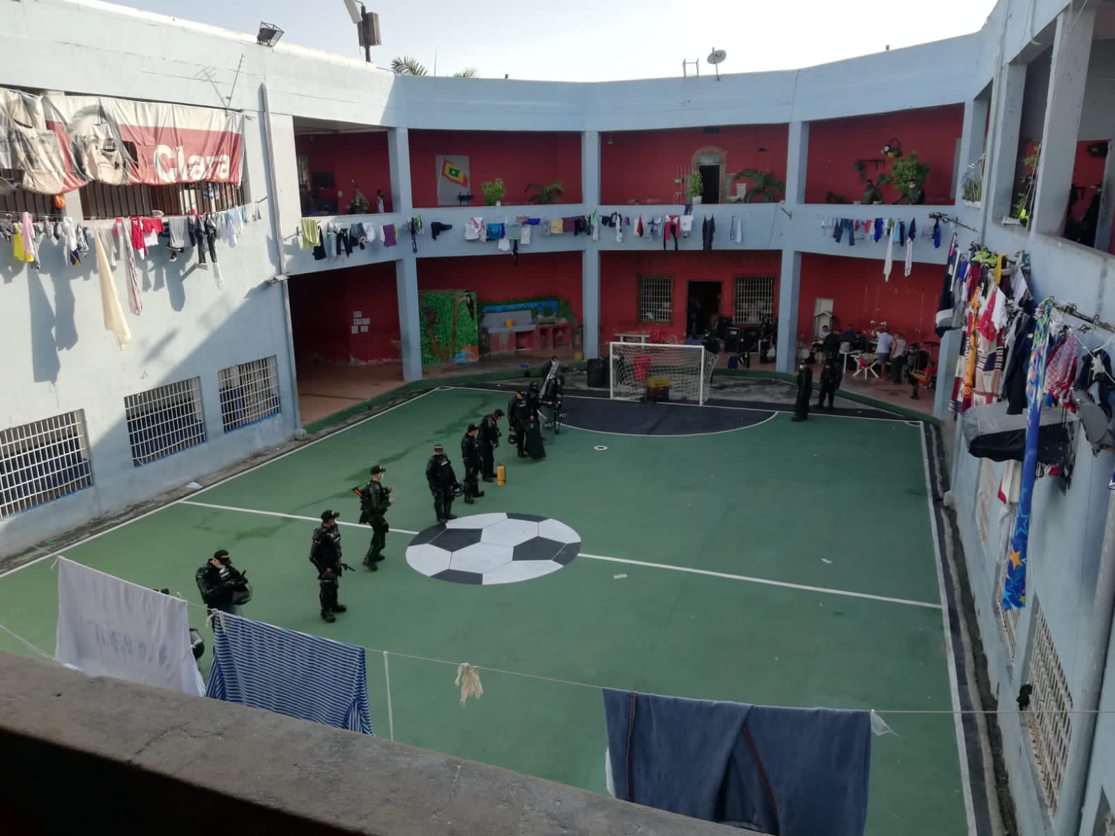 Operativos en cárceles