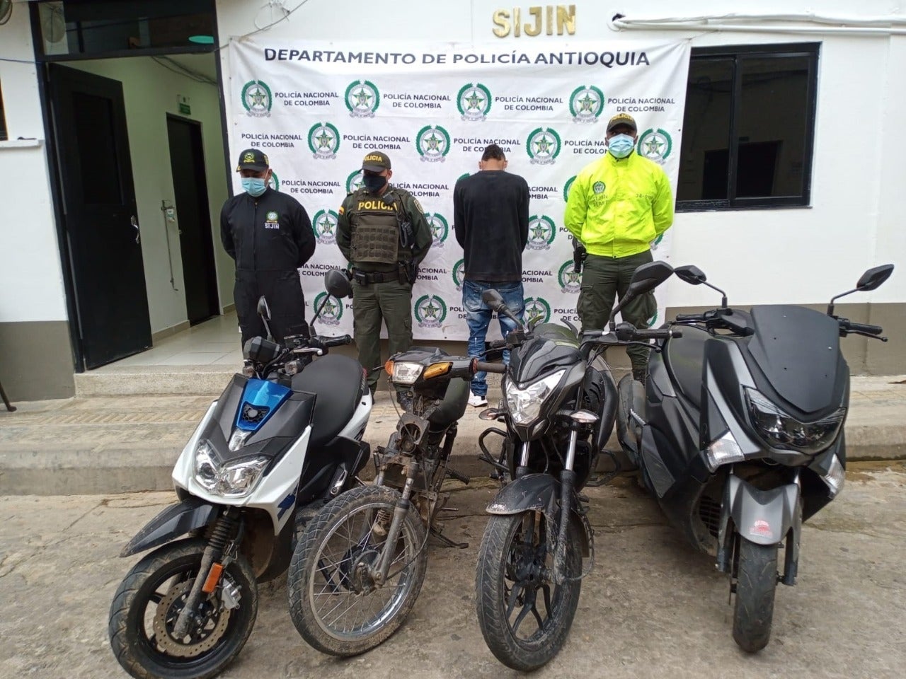 La Policía recuperó varias motocicletas que habían sido hurtadas en Medellín: valuadas en casi $90 millones de pesos