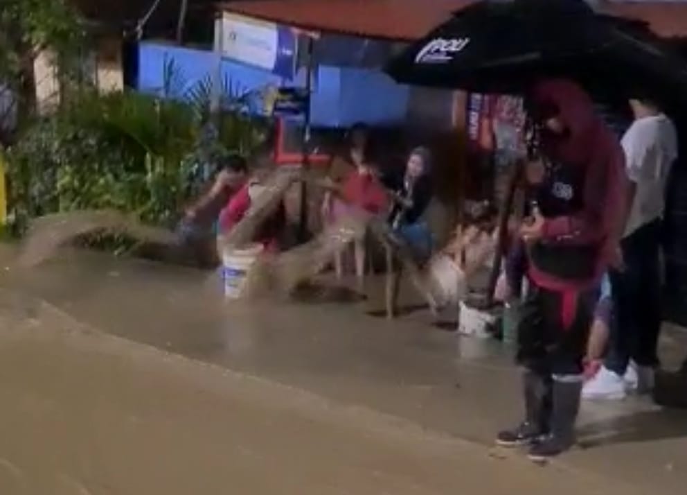 [Video] Cerca de 30 familias afectadas dejaron las lluvias en el municipio de Bello