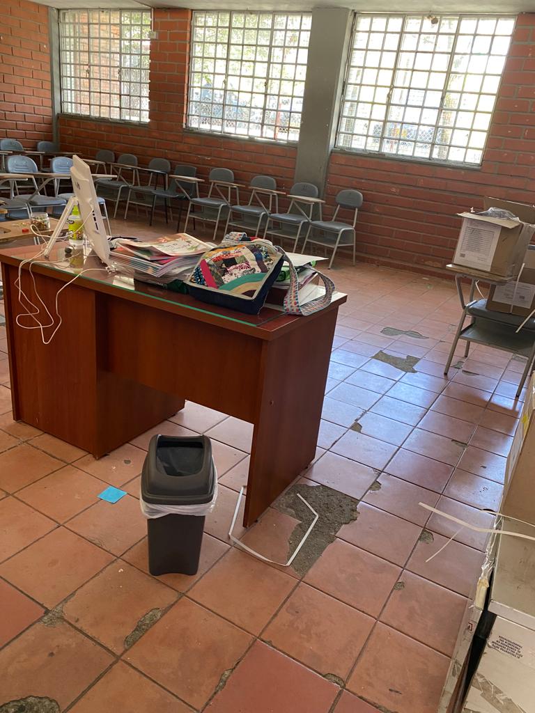 Más de 50 colegios en Medellín retornaron a la presencialidad en malas condiciones