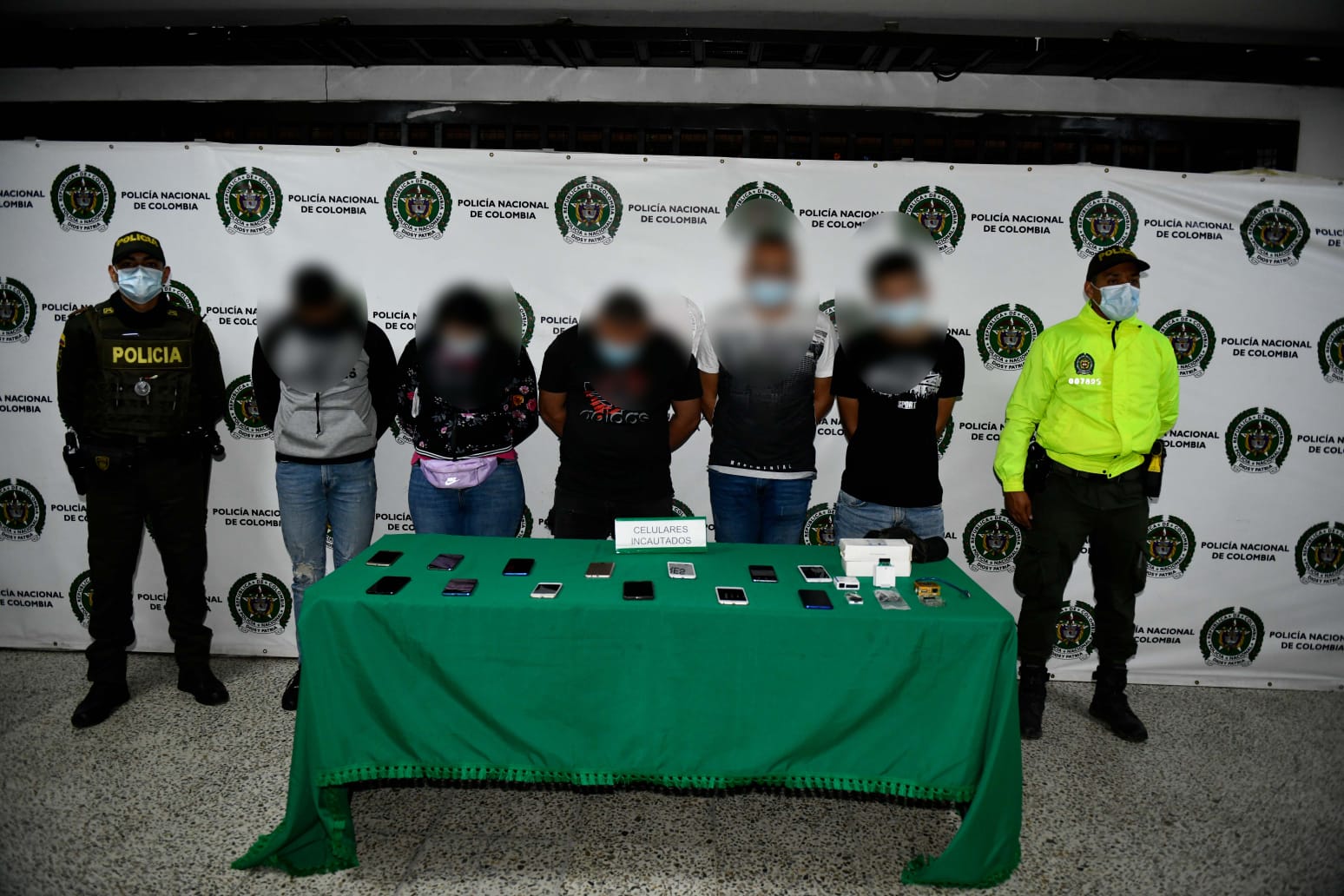 Modificaban los celulares robados para venderlos en Medellín