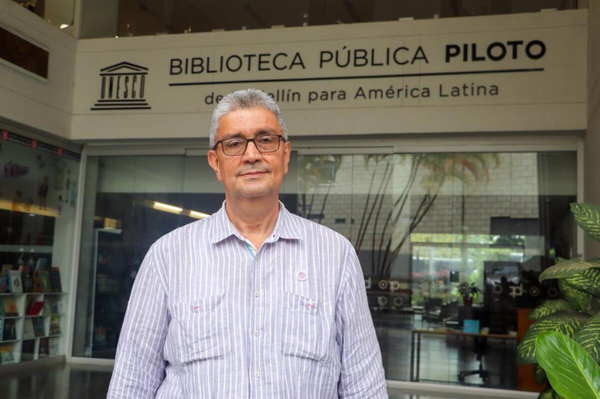 El sector cultural considera que esta personas no tiene el perfil.