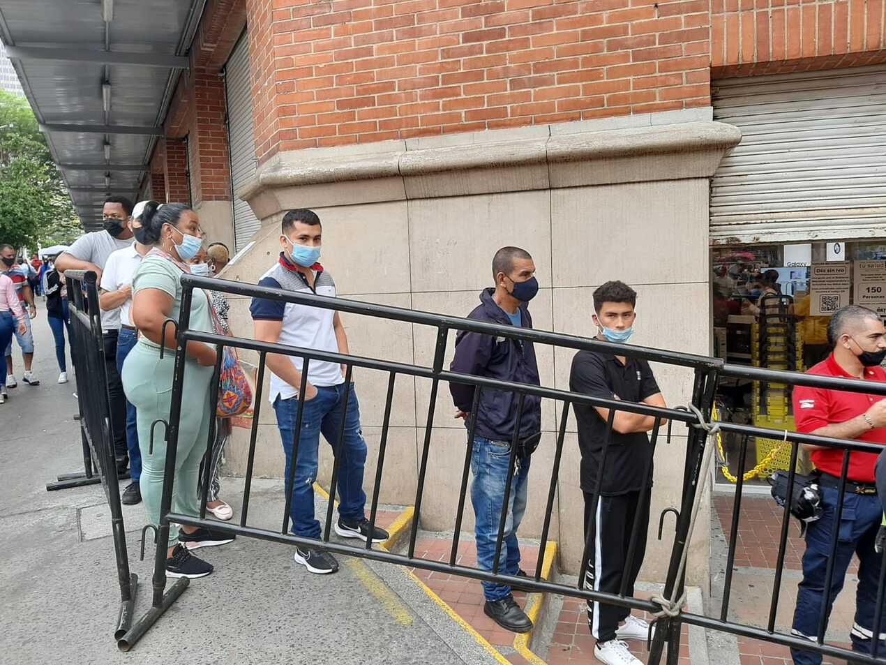 Referencia Día sin IVA en Medellín.