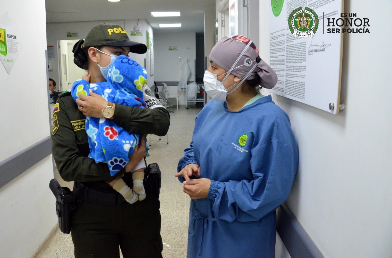 La madre del bebé sería una habitante de calle.