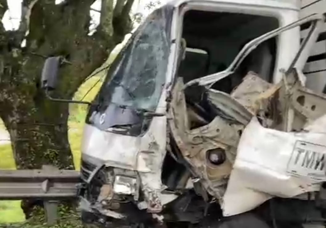 [Video] Ilesos salieron los ocupantes del choque de 6 vehículos en La Pintada, Antioquia