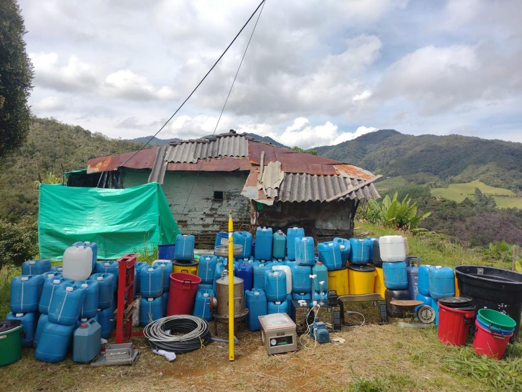 En este sitio se producían 300 kilos de clorhidrato de cocaína, con ganancias alrededor de más de $2.000 millones de pesos.