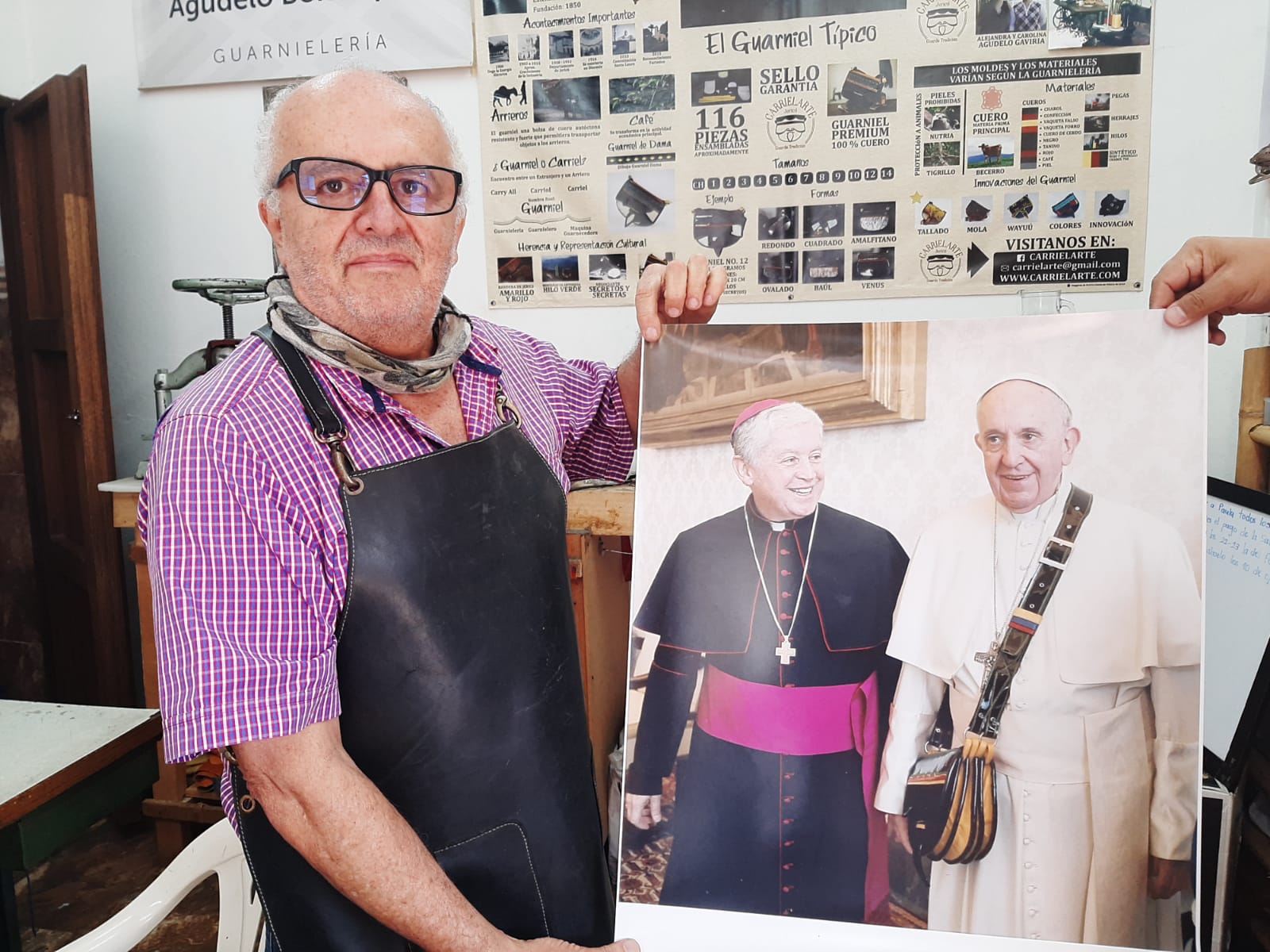 El señor del carriel.