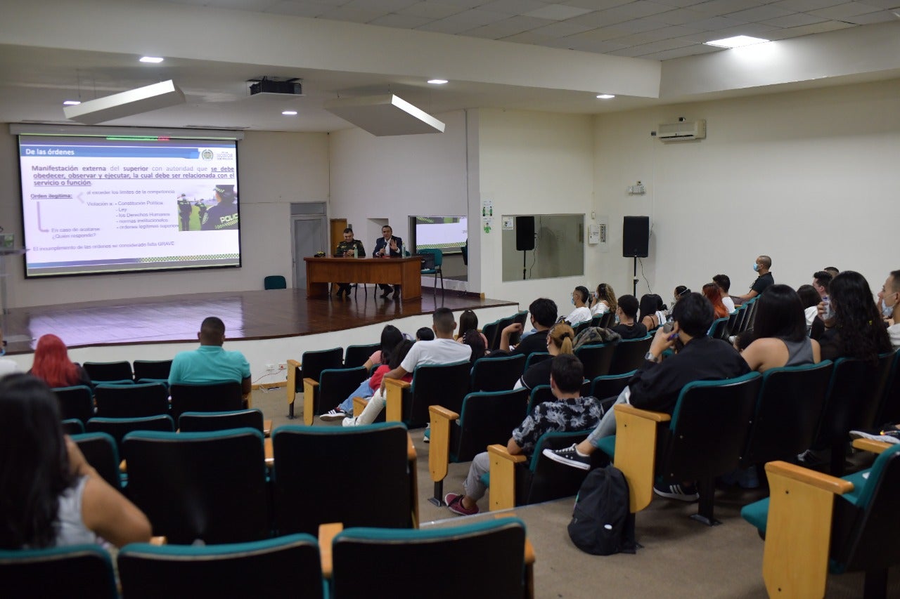 Esta estrategia tiene como objetivo proteger los derechos humanos y el respeto por las libertades.