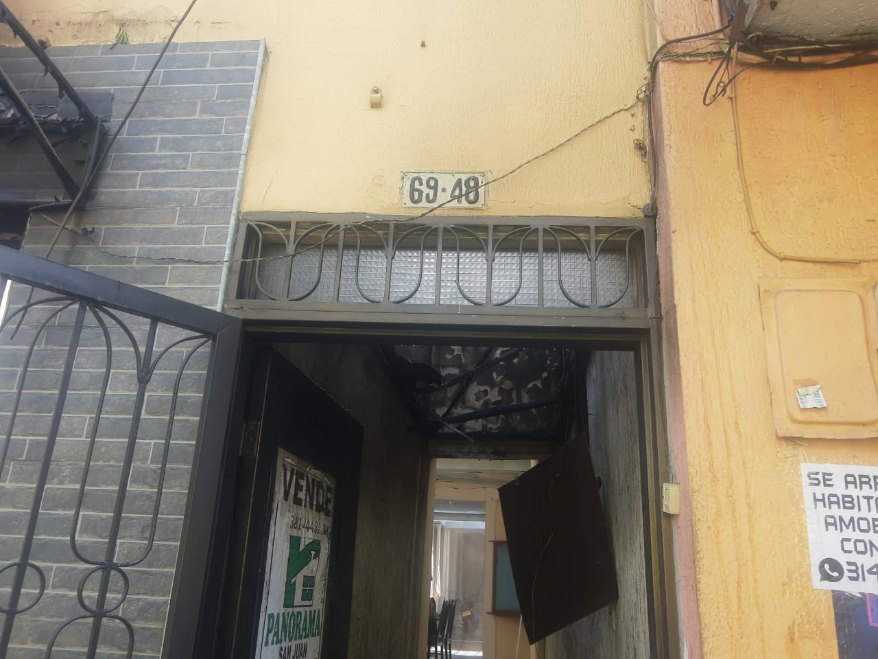 Incendio arrasó con una barbería en Manrique