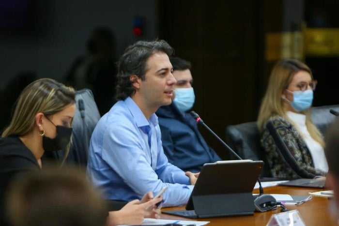 Referencia alcalde de Medellín, Daniel Quintero.