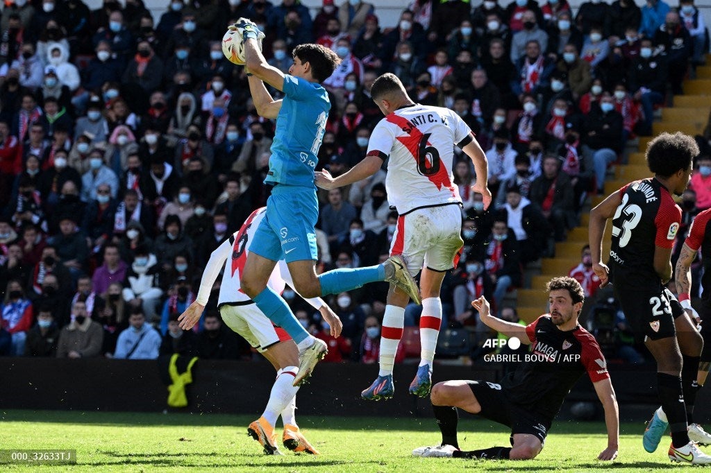 Acción de juego Rayo Vallecano vs Sevilla, Liga 2022.