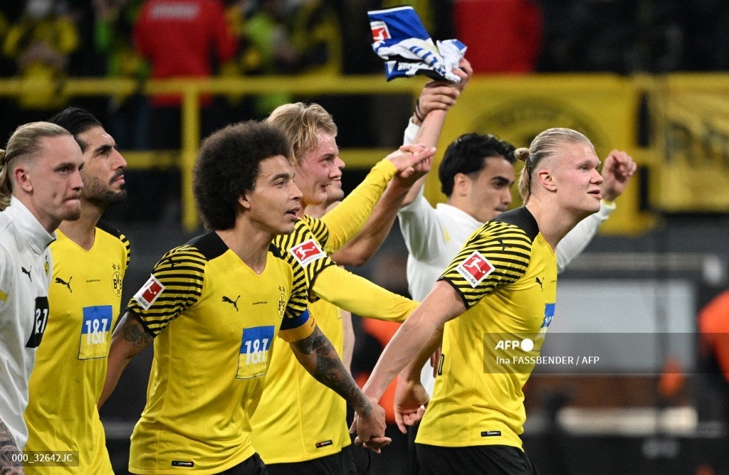 Jugadores del Borussia Dortmund luego de su triunfo ante Arminia.