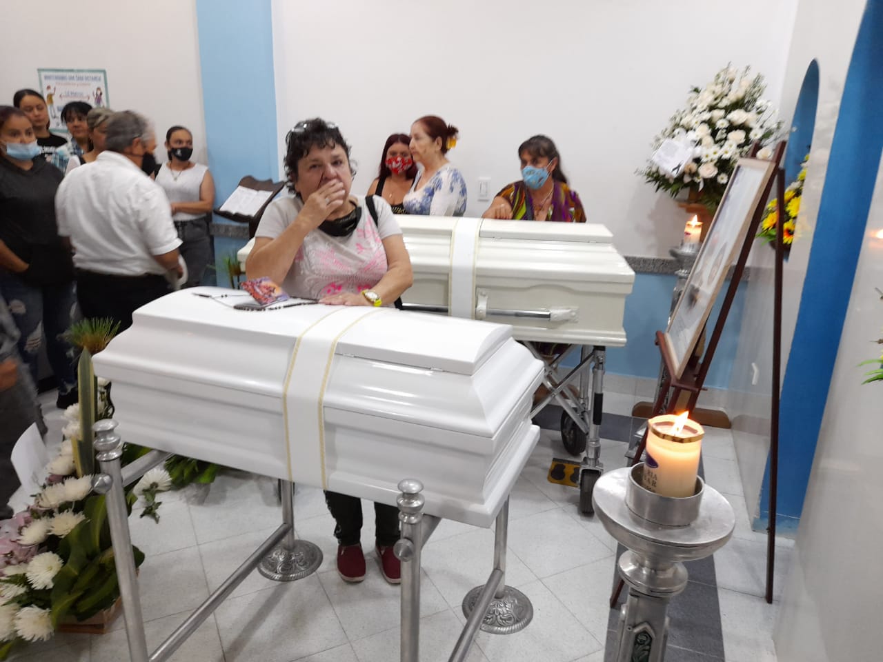 Comunidad despidió a los niños que murieron quemados en Barbosa