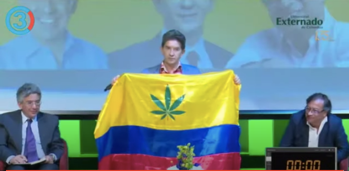 Luis Pérez hoja de cannabis