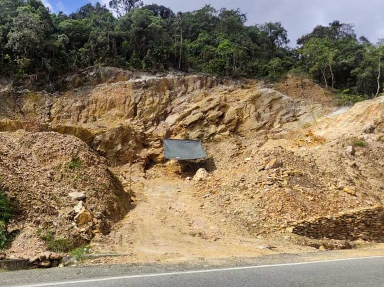 Referencia zona afectada por la minería en la Troncal Occidente.