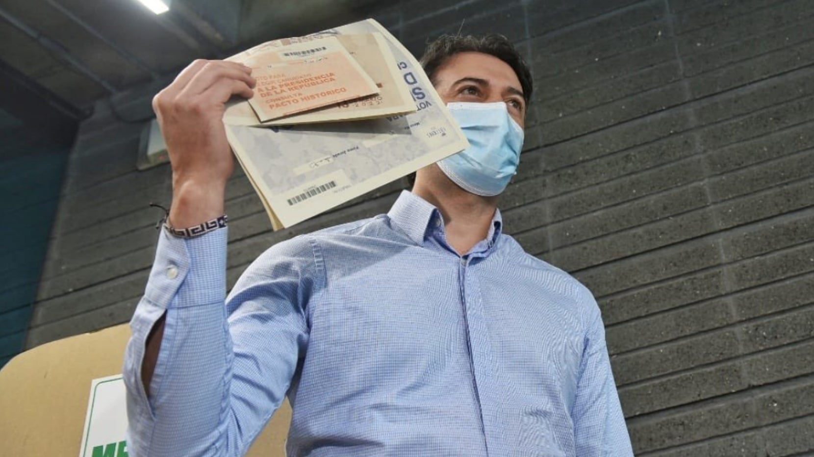 La entidad consideró que hay una línea muy delgada entre defender la transparencia en los comicios legislativos y participar en política.