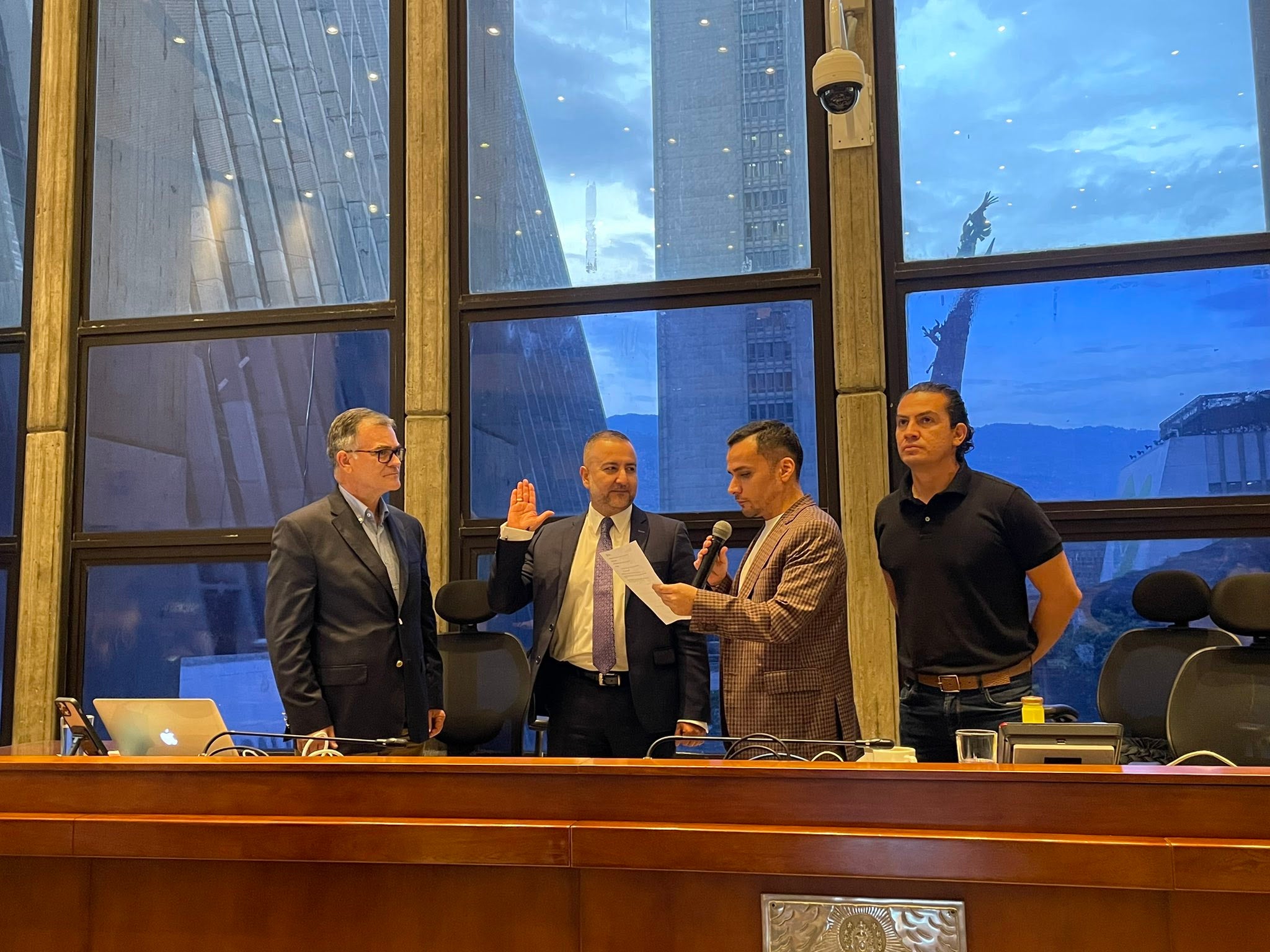 Nuevo contralor de Medellín 2022-2025